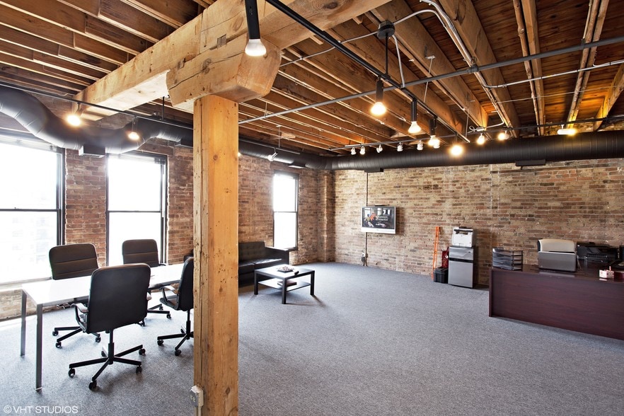 More Photos Of 700 N Green St, Chicago Loft Creative Space For Lease