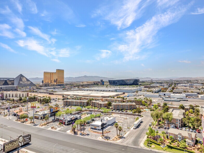 More Photos Of 3575 W Tropicana Ave, Las Vegas Land For Lease
