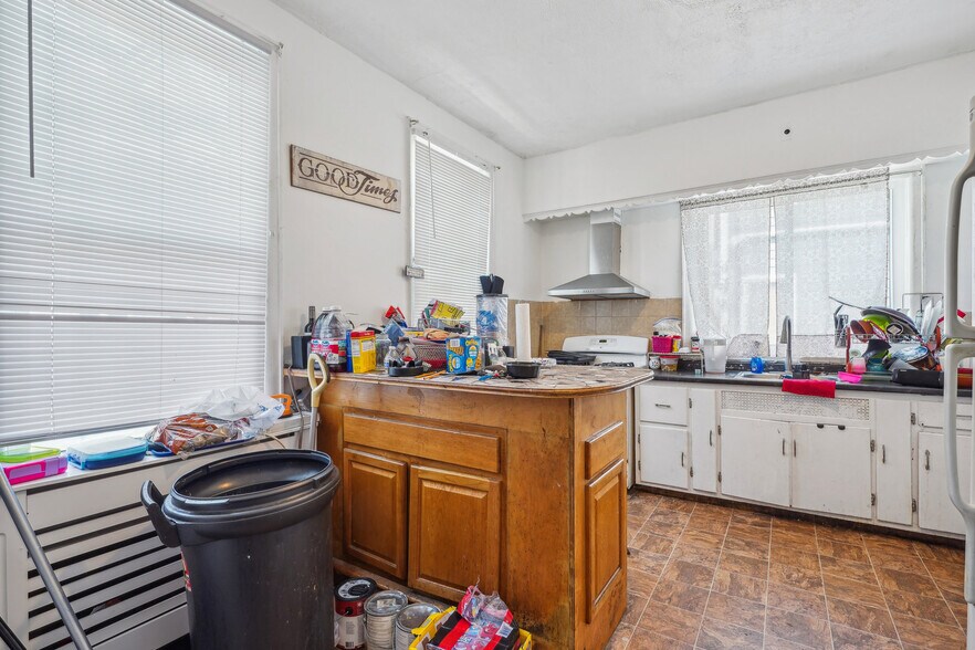 More Photos Of 1155 SUMMIT Ave, Jersey City Apartments For Sale