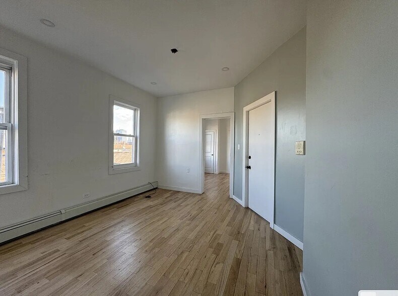 More Photos Of 239 Halladay St, Jersey City Apartments For Sale