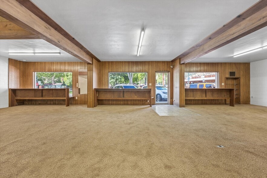 More Photos Of 16 Tobias St, Kernville Storefront Retail Residential For Sale