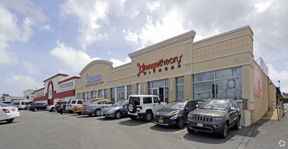 More Photos Of 2391 Richmond Ave, Staten Island General Retail For Lease