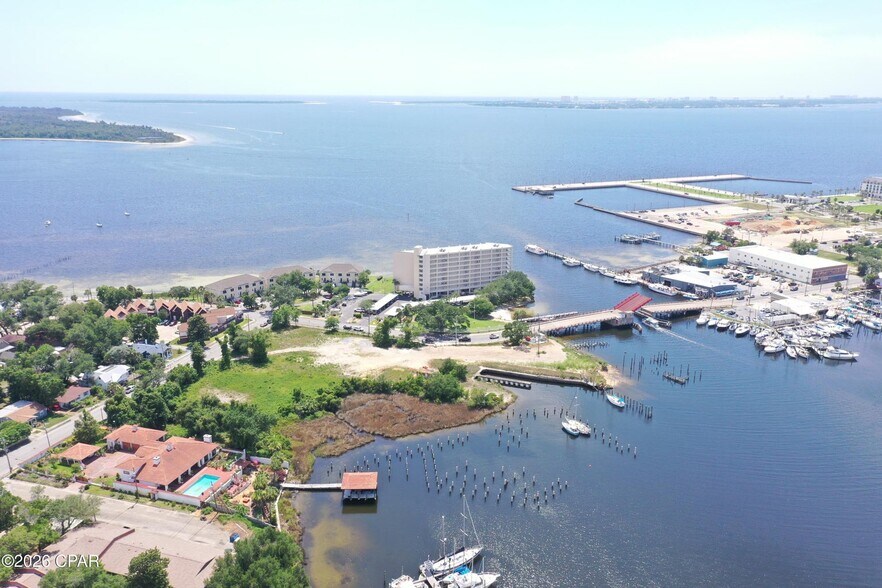 More Photos Of 303-305 Beach Dr E, Panama City Land For Sale