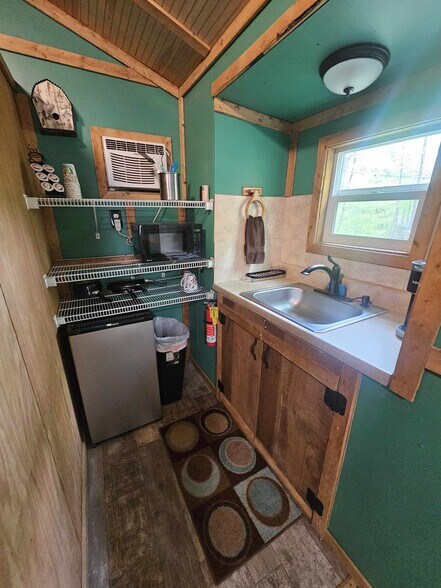 More Photos Of 88 Lower Mountain Creek Rd, Robbinsville Trailer Camper Park For Sale