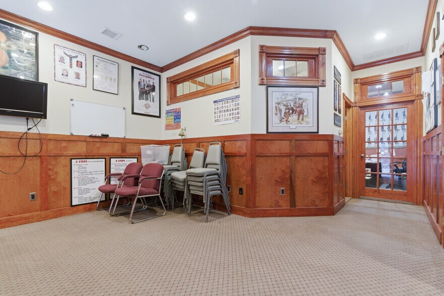 More Photos Of 275 Elm St, North Attleboro Office For Sale