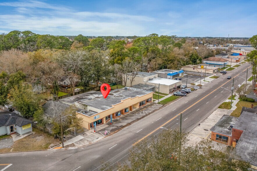 More Photos Of 598-608 Edgewood Ave S, Jacksonville Freestanding For Lease