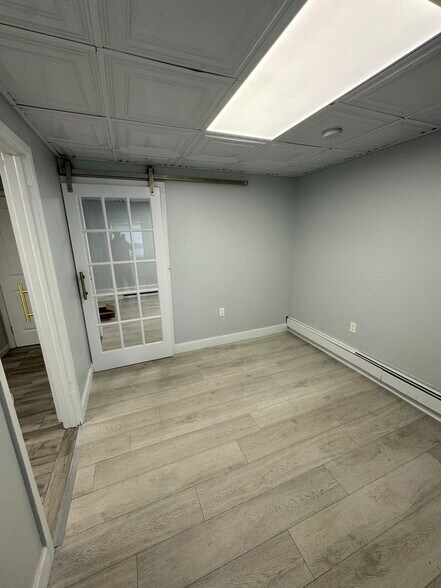 More Photos Of 440 Ridge Rd, Lyndhurst Apartments For Lease