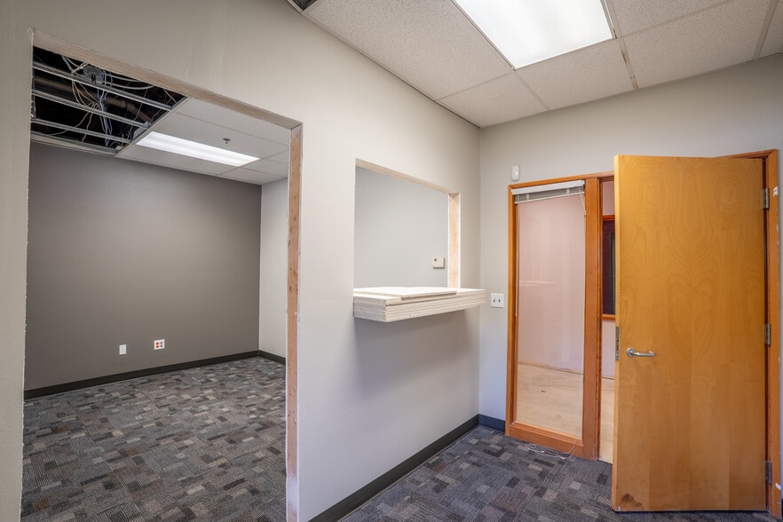 More Photos Of 3403 W 7th Ave, Eugene Manufacturing For Lease