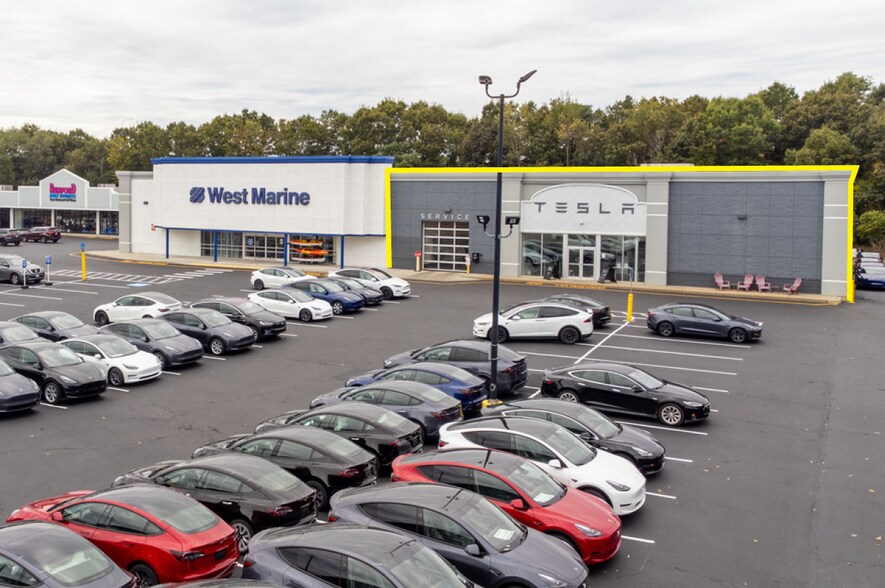 More Photos Of 399 Bald Hill Rd, Warwick General Retail For Sale