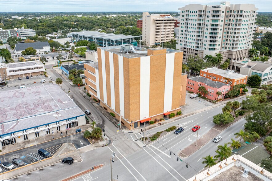 More Photos Of 1701-1709 Ringling Blvd, Sarasota Office For Lease