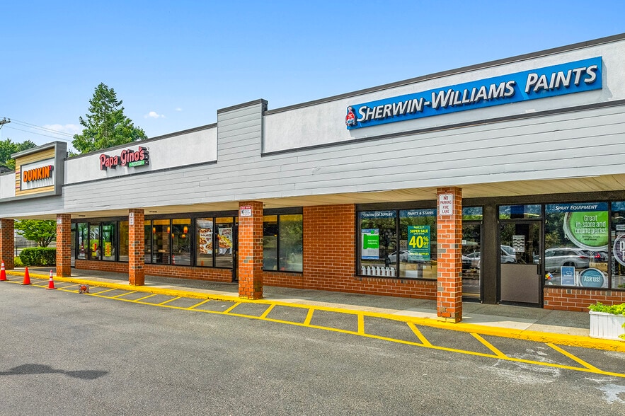 More Photos Of 238-310 Grove St, Braintree Unknown For Lease