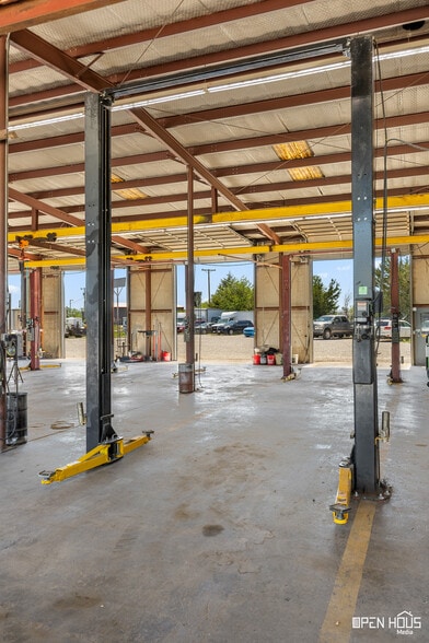 More Photos Of 1841 Mlk Jr Blvd, Wichita Falls Specialty For Sale