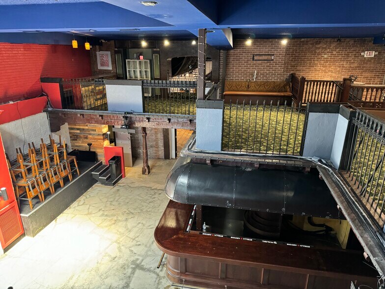 More Photos Of 1525 4th St, Sarasota Restaurant For Lease