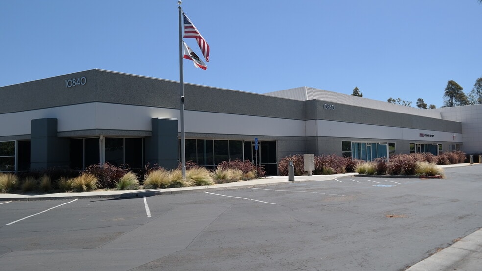 More Photos Of 10840 Thornmint Rd, San Diego Research And Development For Lease