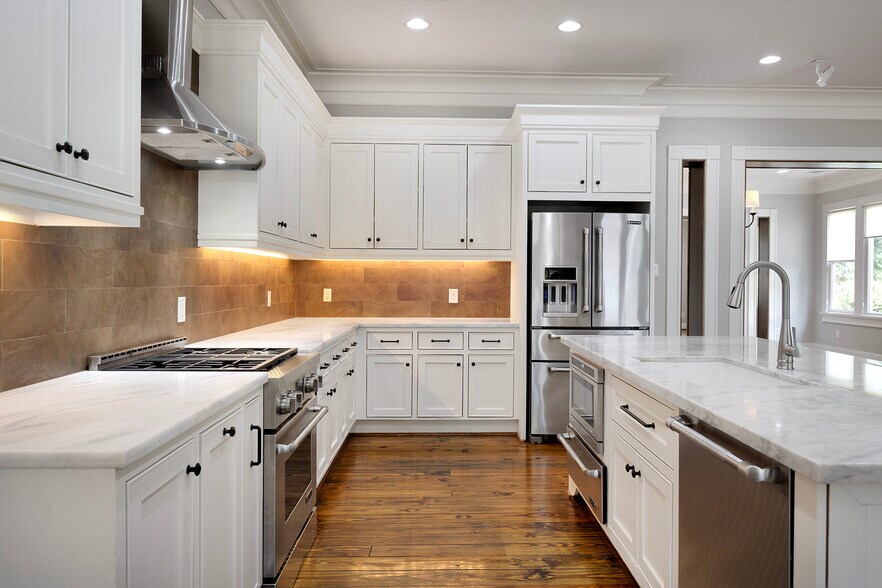 More Photos Of 1226 Heights Blvd, Houston Office For Sale