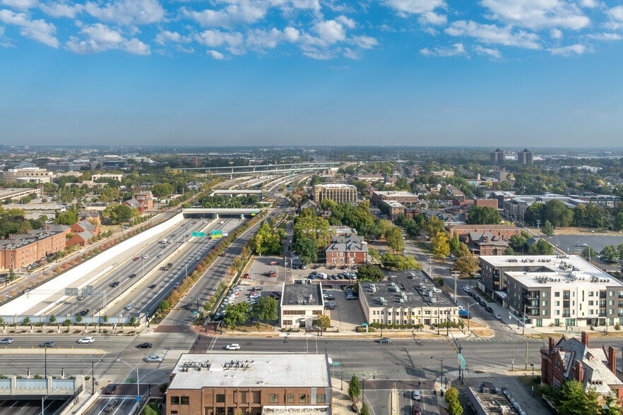 More Photos Of 720 E Broad St, Columbus Office For Lease