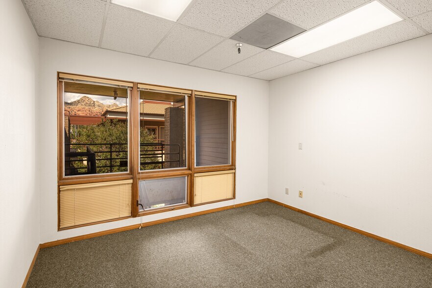 More Photos Of 2155 W State Route 89A, Sedona Office For Sale
