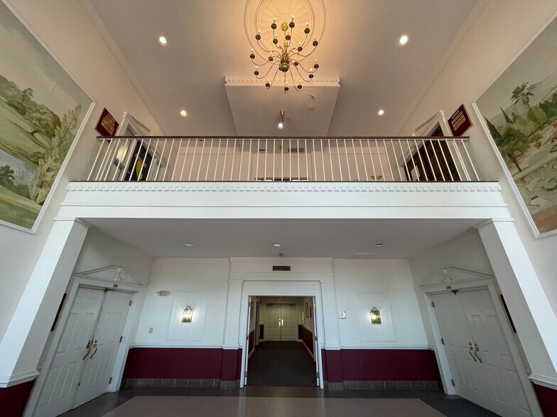 More Photos Of 11340 Pembrooke Sq, Waldorf Medical For Sale