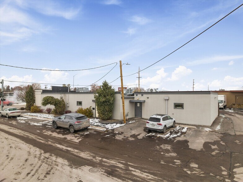More Photos Of 702 E Idaho St, Kalispell Office For Sale