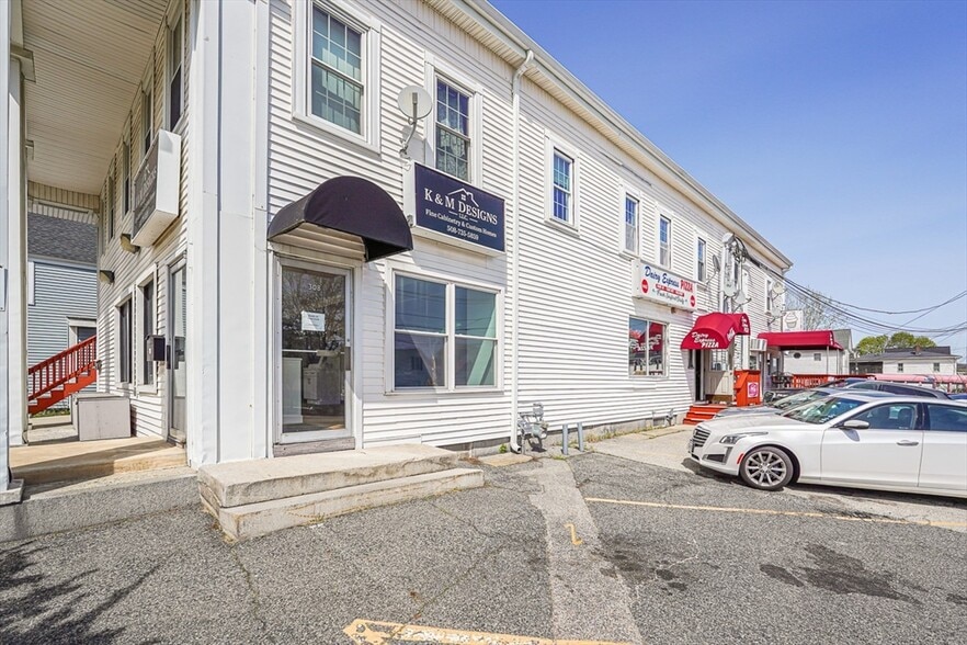 More Photos Of 308 Main St, Oxford Apartments For Sale