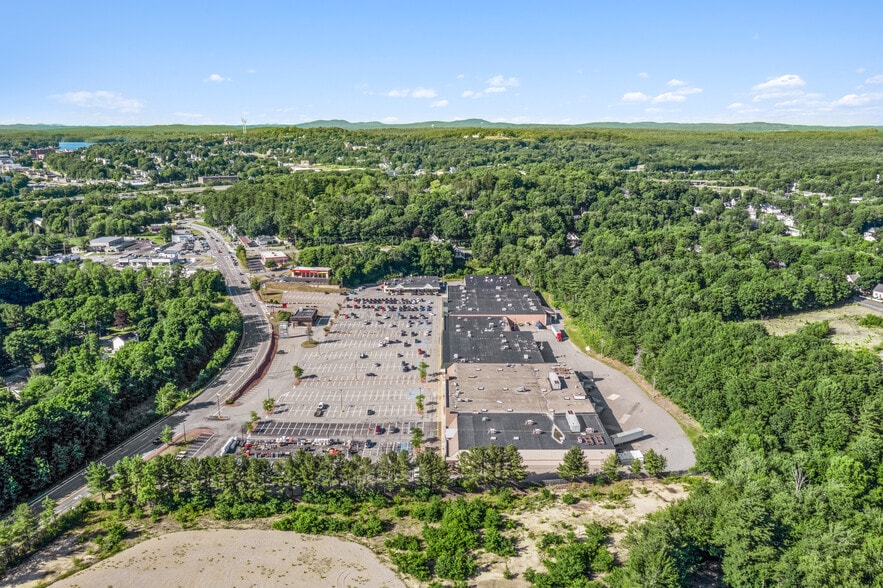 More Photos Of 326-384 Timpany Blvd, Gardner Unknown For Lease