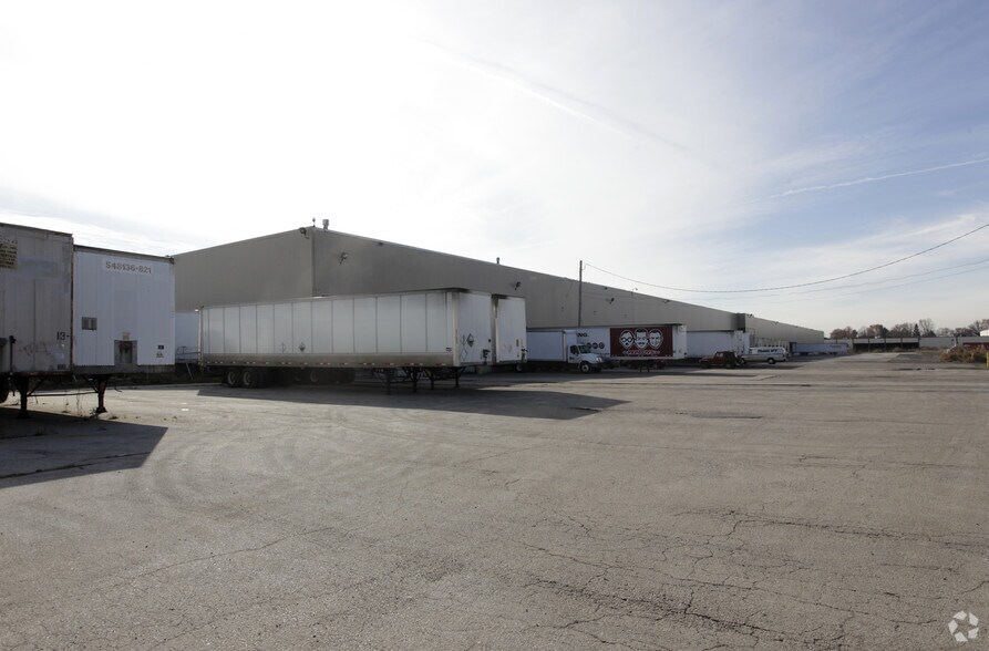 More Photos Of 9300 Ashton Rd, Philadelphia Warehouse For Lease