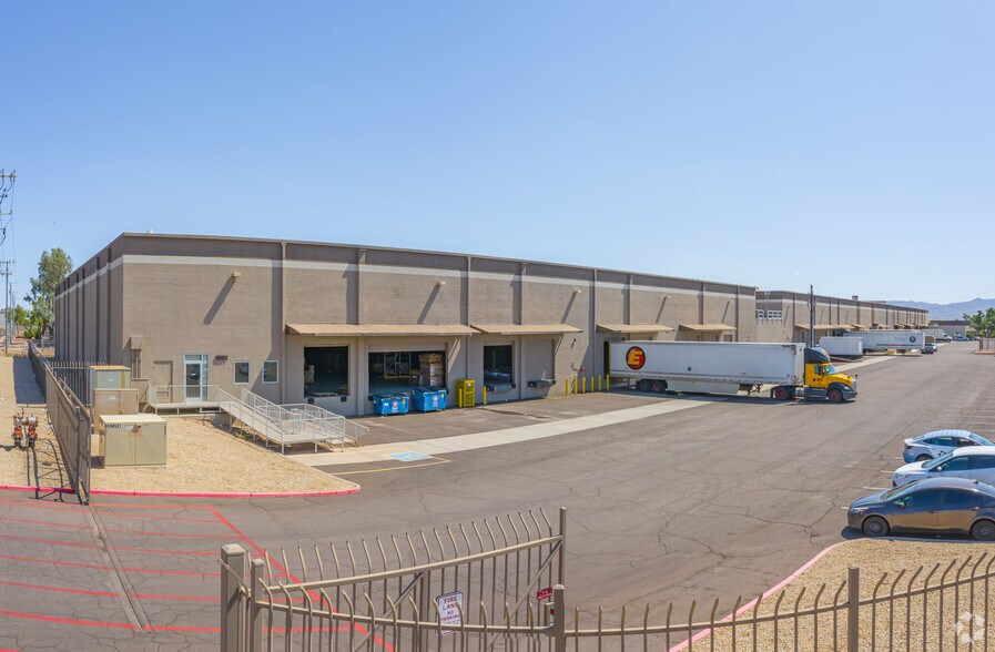More Photos Of 1601-1605 S 35th Ave, Phoenix Distribution For Lease