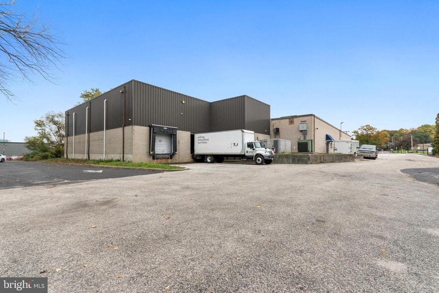 More Photos Of 1936 Olney Ave, Cherry Hill Manufacturing For Sale