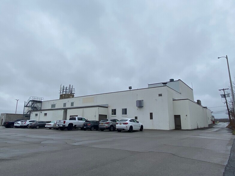 More Photos Of 350 Buell Rd, Rochester Manufacturing For Lease