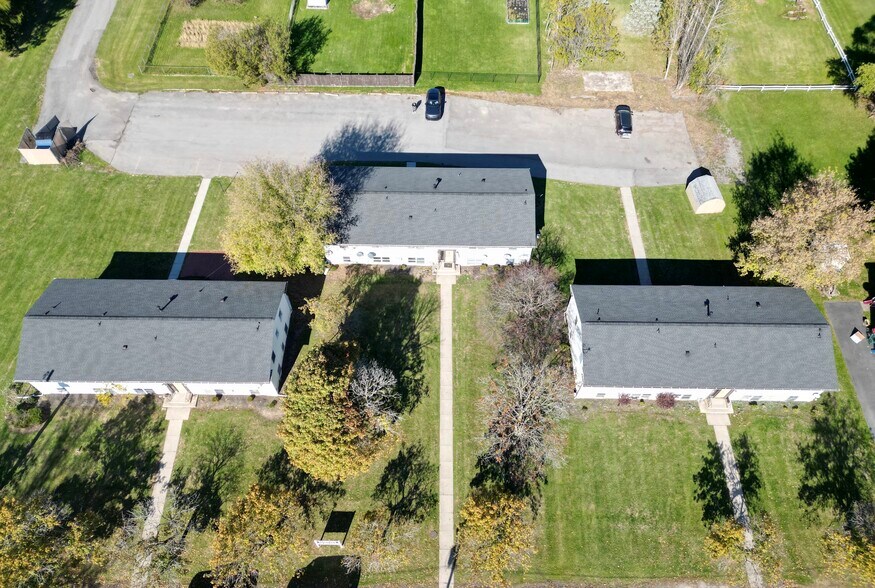 More Photos Of 115 Willow St, Lockport Multifamily For Sale