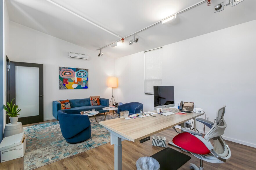More Photos Of 5285 W Washington Blvd, Los Angeles Loft Creative Space For Lease