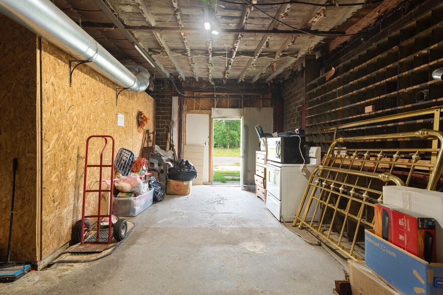 More Photos Of 3279 Emmett Rd, Emmett Multifamily For Sale