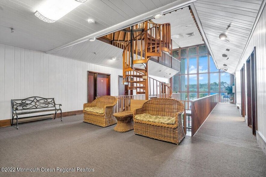 More Photos Of 445 Brick Blvd, Brick Medical For Lease