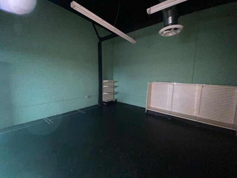 More Photos Of 722 Martin Luther King Jr Blvd, Macon-Bibb Auto Repair For Sale