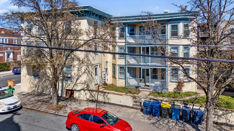 Primary Photo Of 600 N West St, Wilmington Apartments For Sale