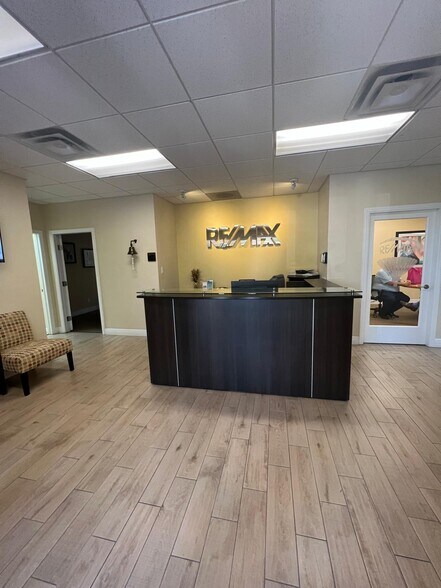 More Photos Of 1314 E Venice Ave, Venice Medical For Sale