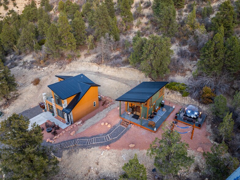 More Photos Of 342 Overlook Ln, Glendale Specialty For Sale