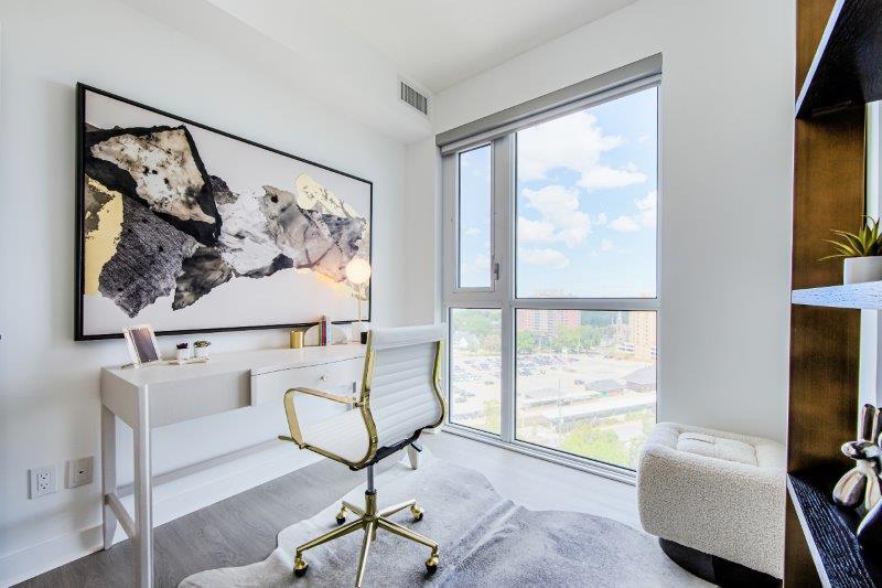 More Photos Of 45 Railroad St, Brampton Apartments For Lease