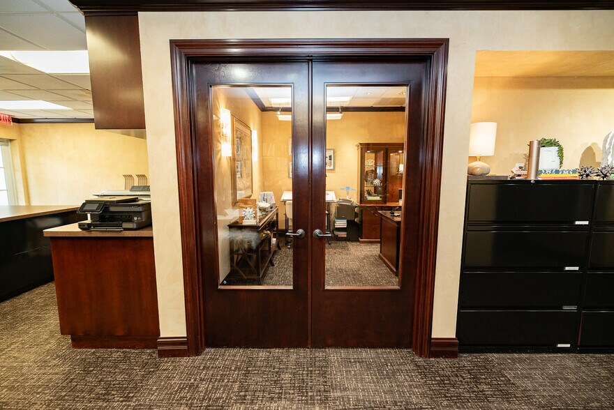 More Photos Of 100 NW 100th Ave, Plantation Medical For Sale