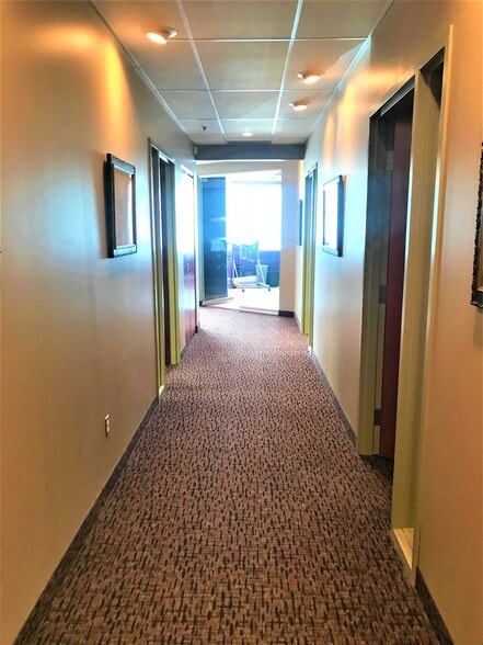 More Photos Of 7900 Excelsior Blvd, Hopkins Warehouse For Lease