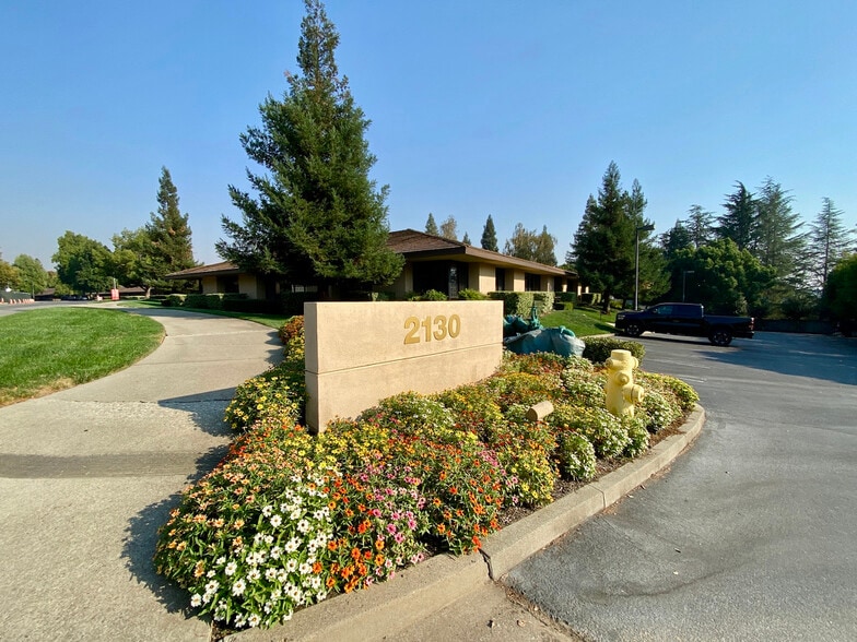 More Photos Of 2130 Professional Dr, Roseville Office For Lease