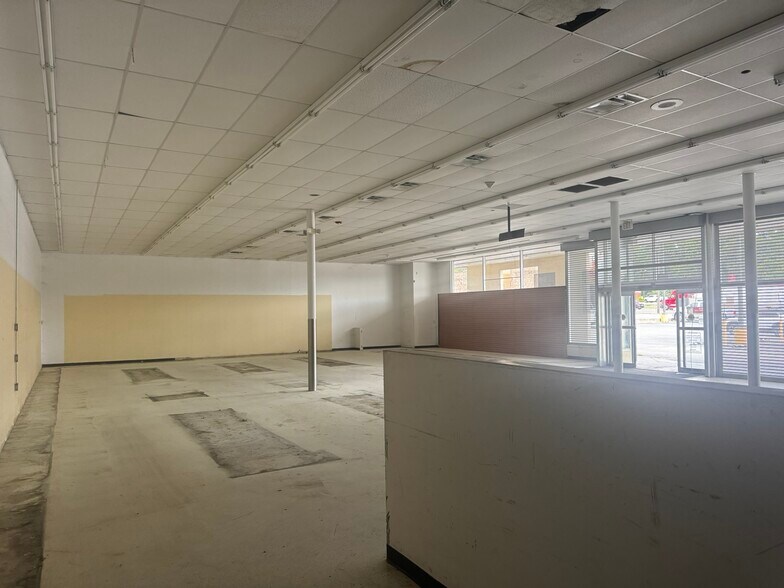 More Photos Of 1014-1080 Gray Hwy, Macon-Bibb Unknown For Lease