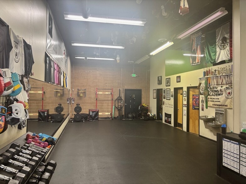 More Photos Of 1500 N Locust Grove Rd, Meridian Freestanding For Lease