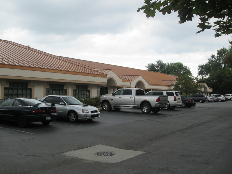 More Photos Of 10500 Chicago Dr, Zeeland Storefront Retail Office For Sale