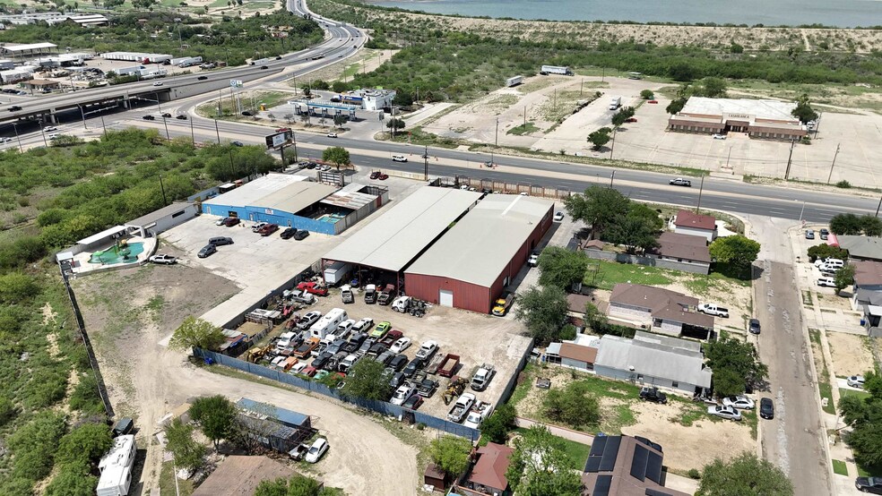 More Photos Of 5103 US Highway 59, Laredo Warehouse For Sale