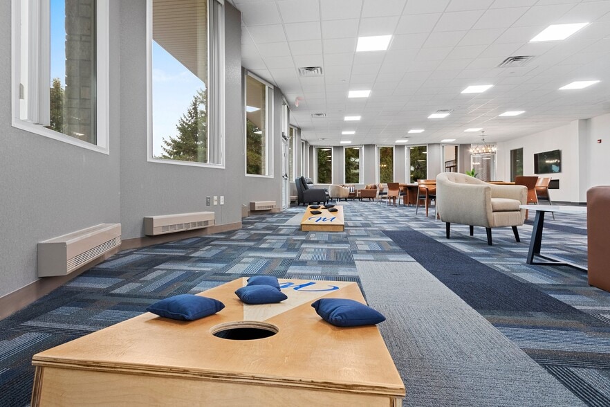 More Photos Of 2001 Marathon St, Neenah Apartments For Sale