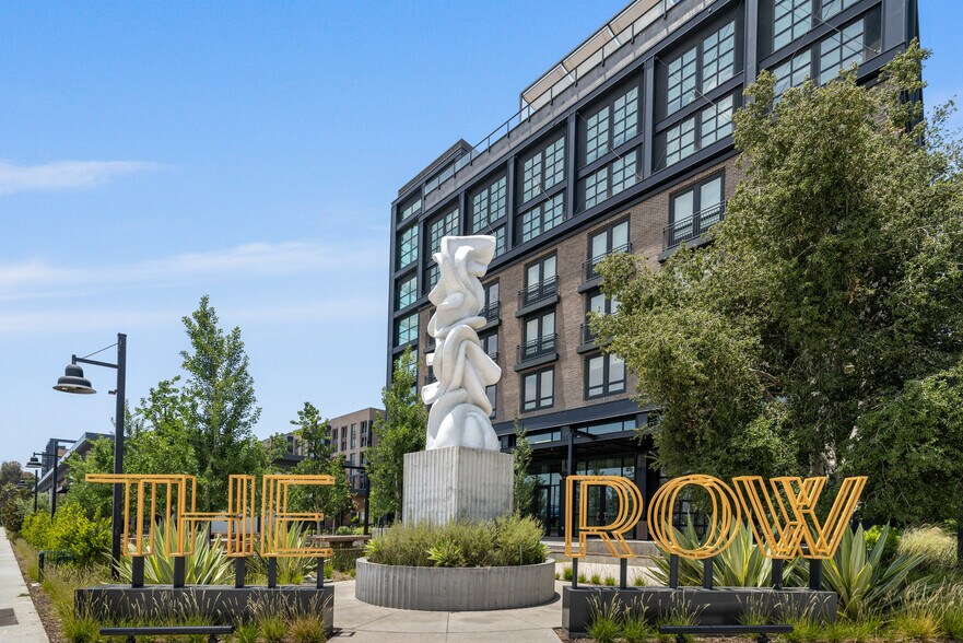 Primary Photo Of 2010 E Warner Ave, Santa Ana Apartments For Lease