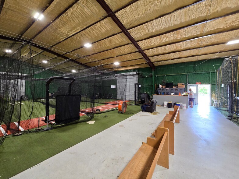 More Photos Of 1850 Goforth Rd, Kyle Freestanding For Sale