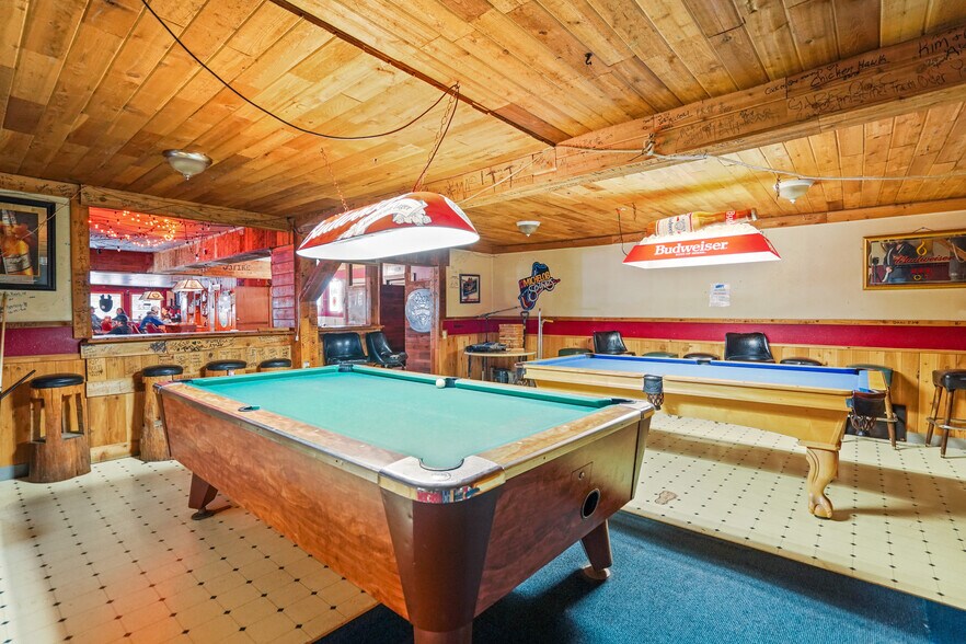 More Photos Of 4976 WA-25 Hwy, Hunters Bar For Sale