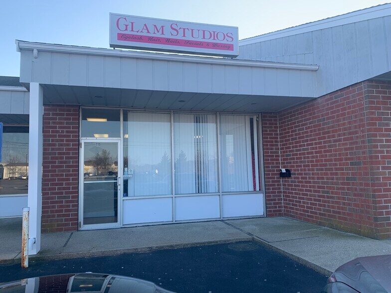 More Photos Of 109-133 Corporation St, Hyannis Storefront For Sale